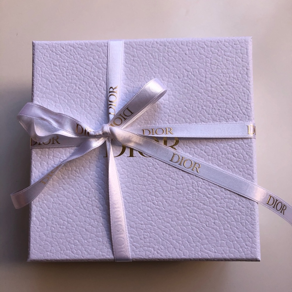 [BNIB] Dior Patent Wallet in Mallow Rose